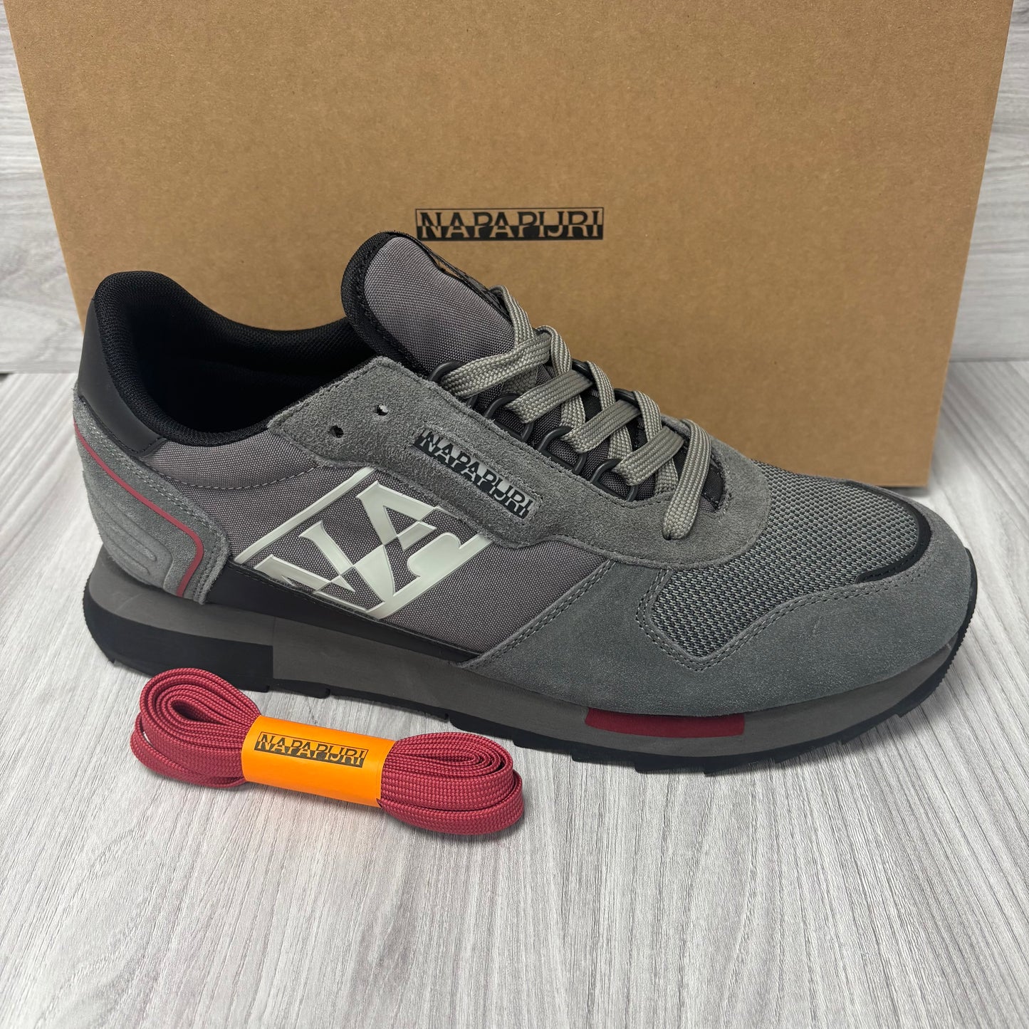 NAPAPIJRI TRAINERS
