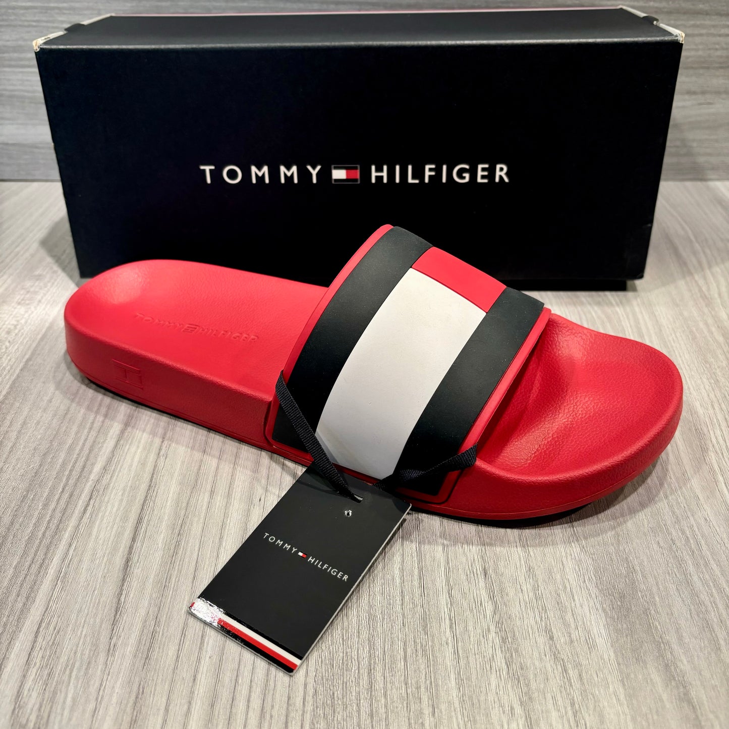 TOMMY HILFIGER SLIDERS