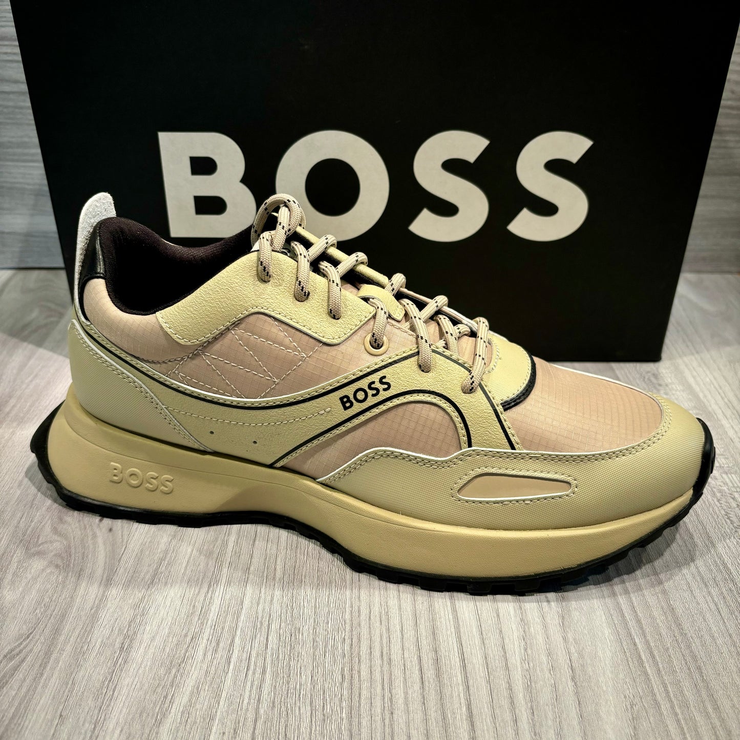 BOSS TRAINERS