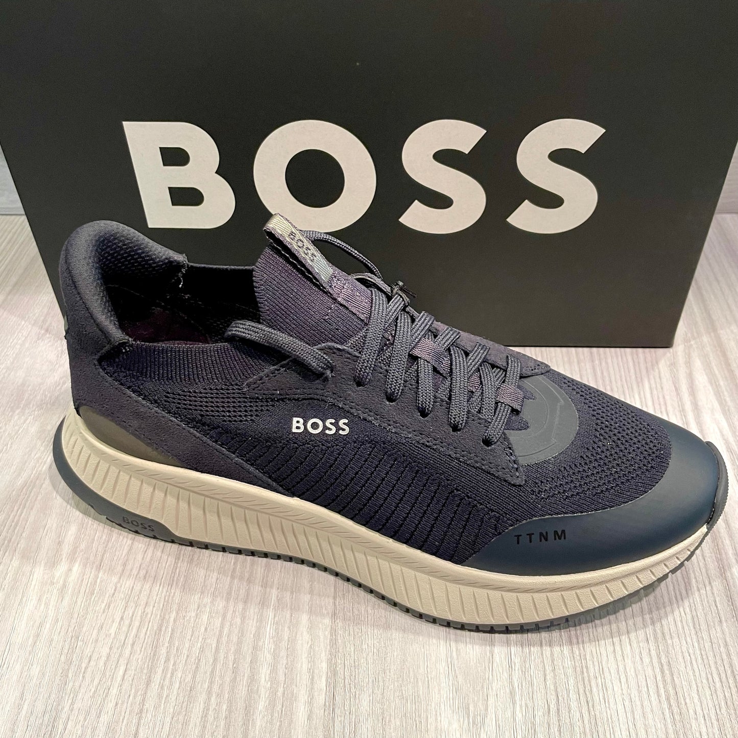 BOSS TRAINERS