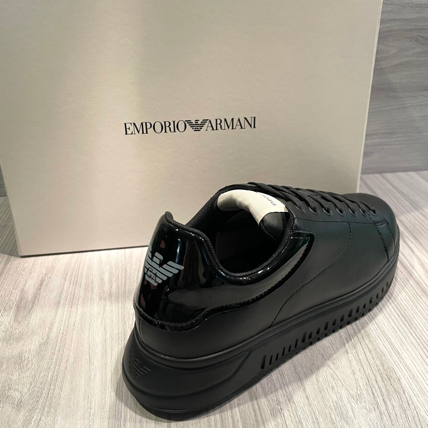 EMPORIO ARMANI TRAINERS